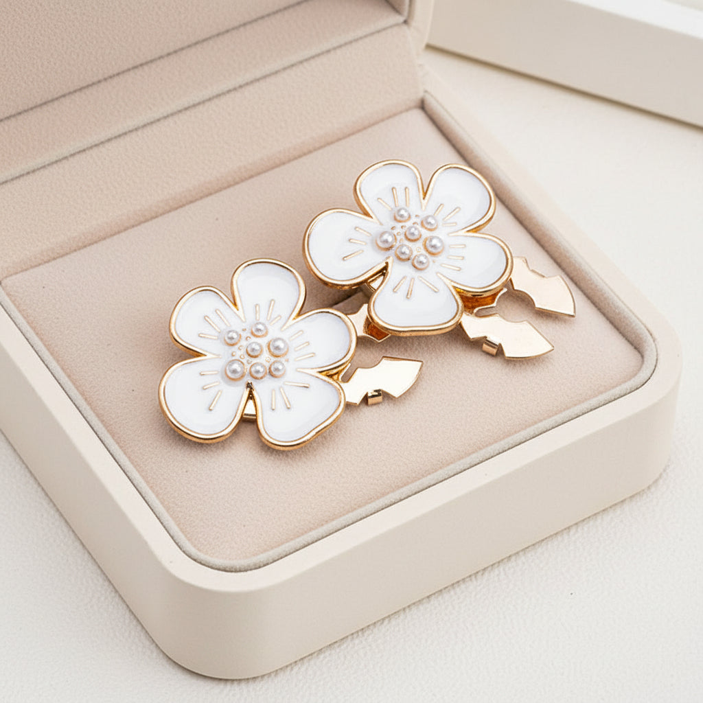 White Floral Cufflinks (Pair)