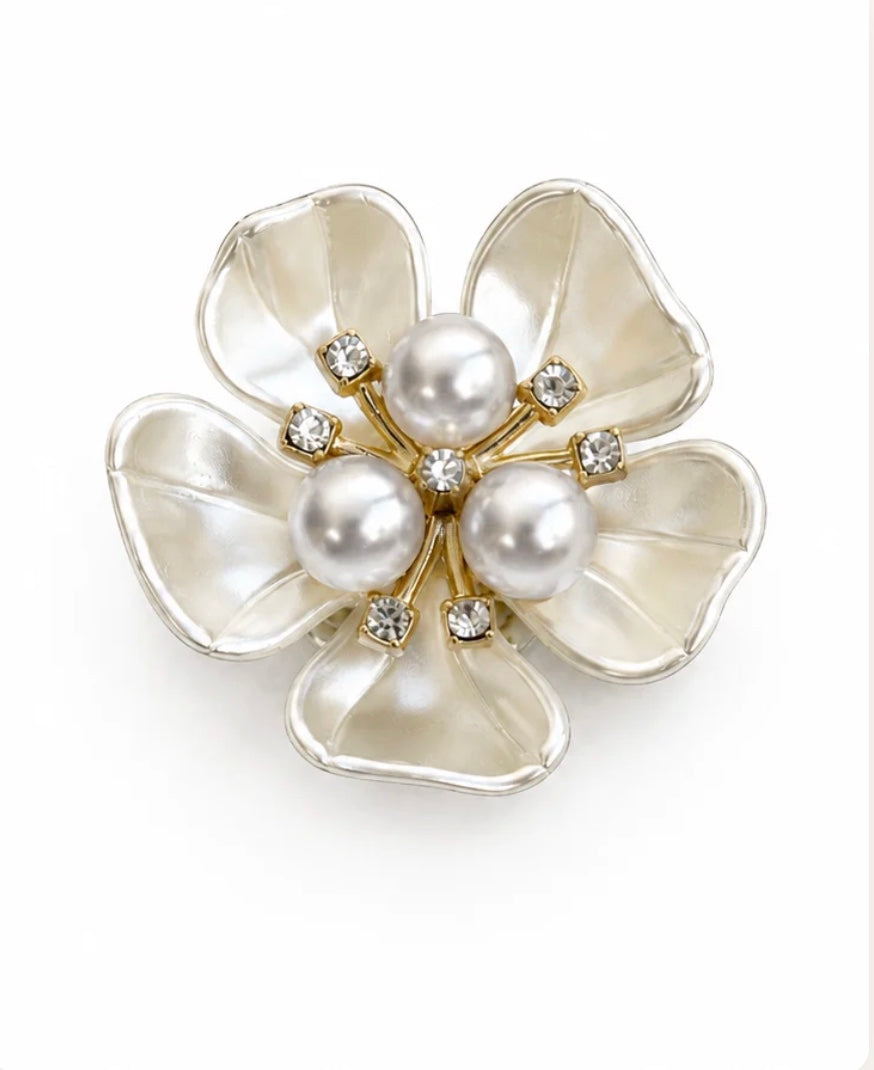 Ivory Blossom Pearl (Pair)